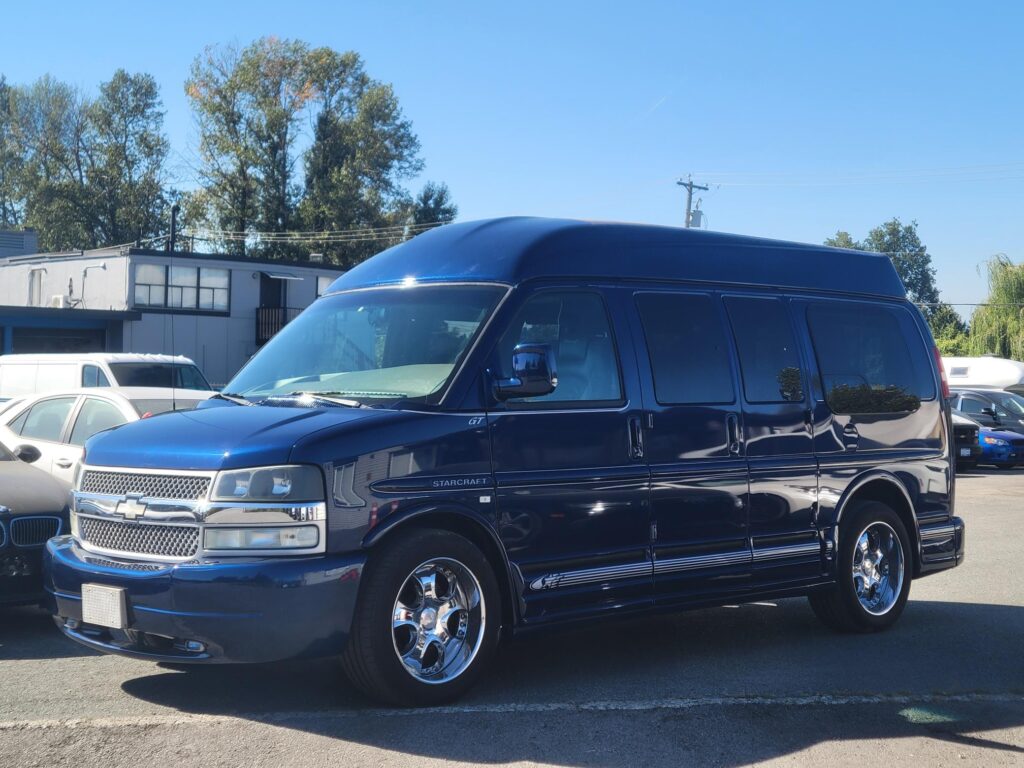 2005 Chevrolet Express AWD Starcraft Travelvan