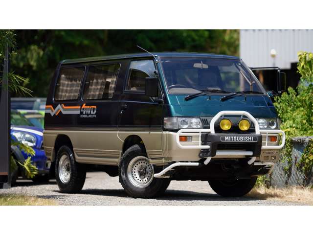 1992 Mitsubishi Delica Star Wagon – thumbnail 3