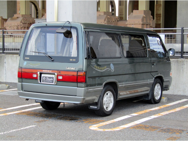 1990 Nissan Homy Coach – thumbnail 4