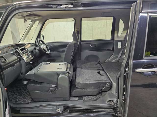 2009 Daihatsu Tanto – thumbnail 4