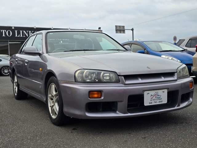 2000 Nissan Skyline