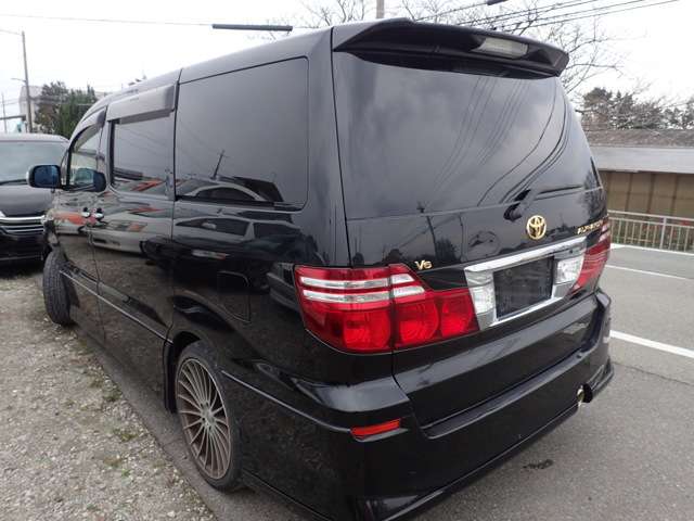 2006 Toyota Alphard – thumbnail 4