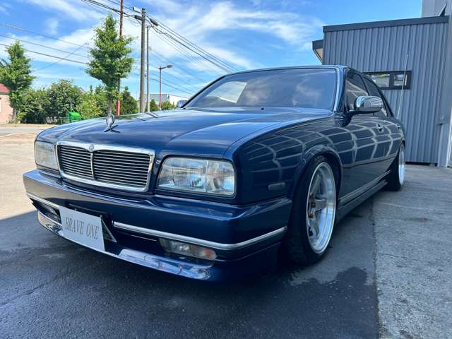 1991 Nissan Cima – thumbnail 4