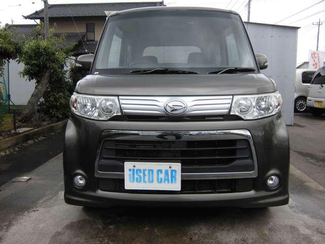 2010 Daihatsu Tanto – thumbnail 3