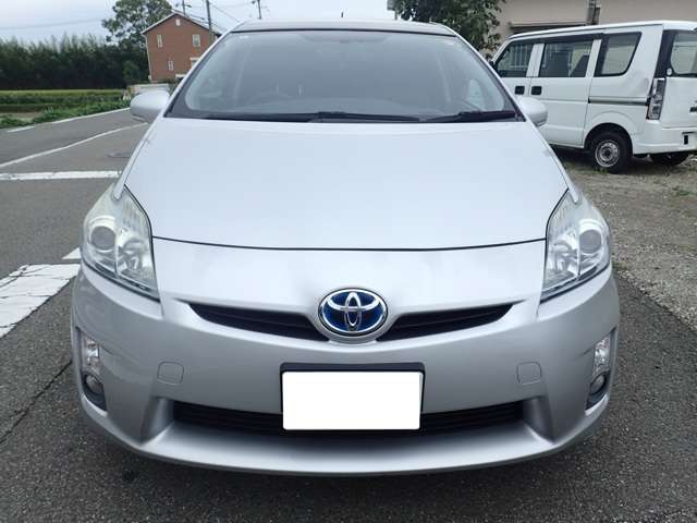 2010 Toyota Prius – thumbnail 2
