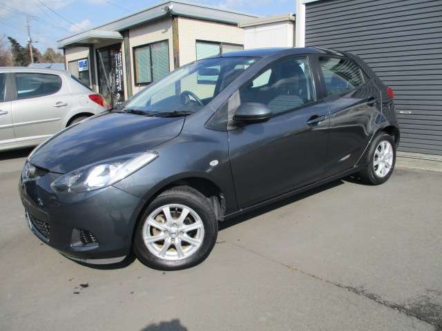 2008 Mazda Demio – thumbnail 2