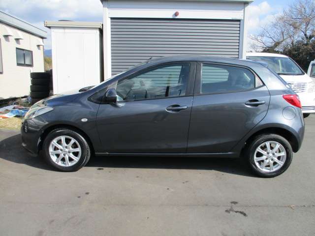 2008 Mazda Demio – thumbnail 4