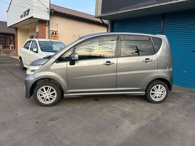 2010 Daihatsu Move – thumbnail 3