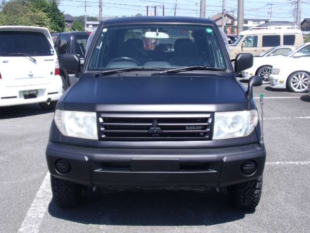 1999 Mitsubishi Pajero iO – thumbnail 2