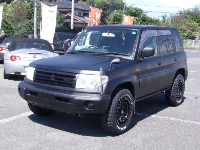 1999 Mitsubishi Pajero iO – thumbnail 3