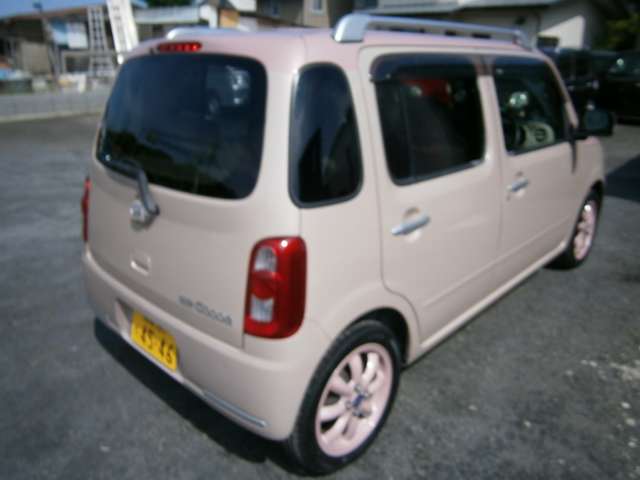 2010 Daihatsu Mira Cocoa – thumbnail 4