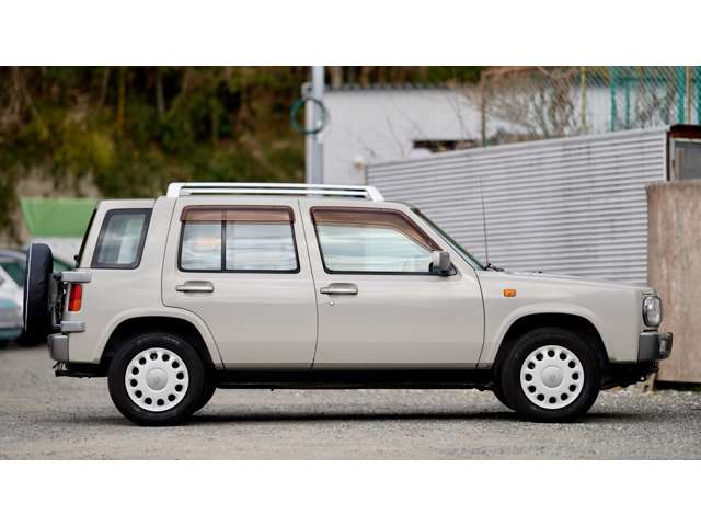 1999 Nissan Rasheen – thumbnail 4