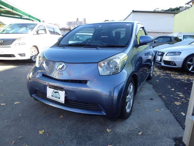 2008 Toyota iQ – thumbnail 2
