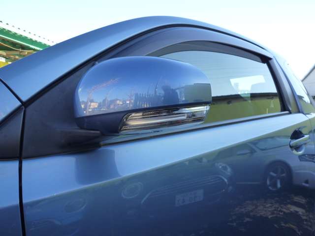 2008 Toyota iQ – thumbnail 3