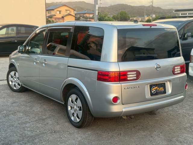 2007 Nissan Lafesta – thumbnail 2