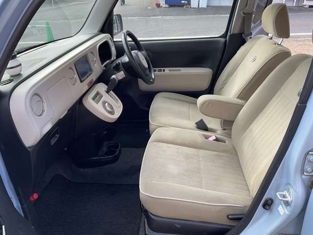 2010 Daihatsu Mira Cocoa – thumbnail 4
