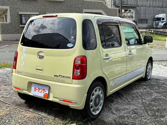 2010 Daihatsu Mira Cocoa – thumbnail 4