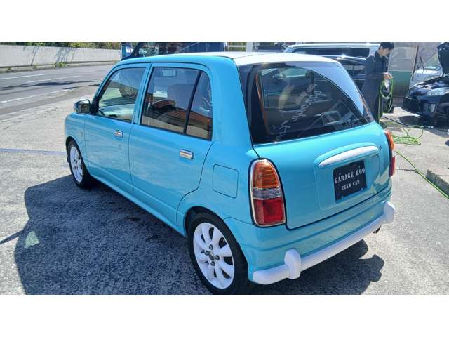 2004 Daihatsu Mira Gino – thumbnail 3