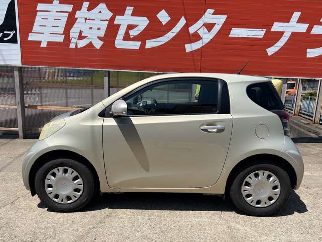 2008 Toyota iQ – thumbnail 3