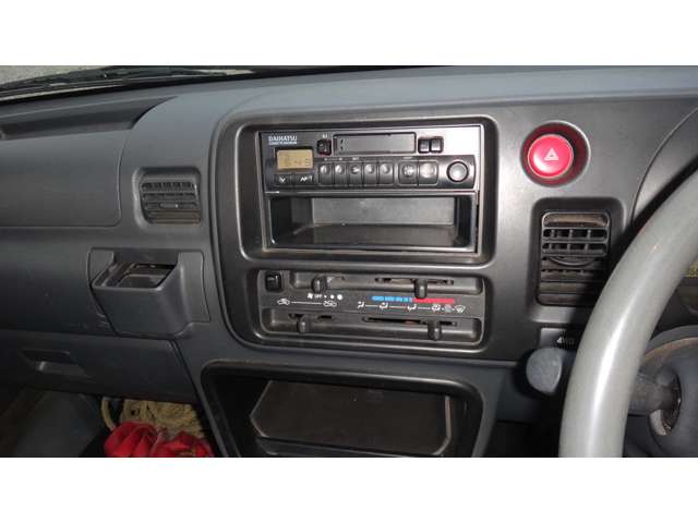 2006 Daihatsu Hijet Truck – thumbnail 3
