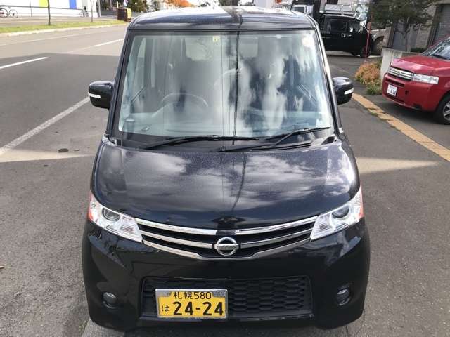 2010 Nissan Roox – thumbnail 2
