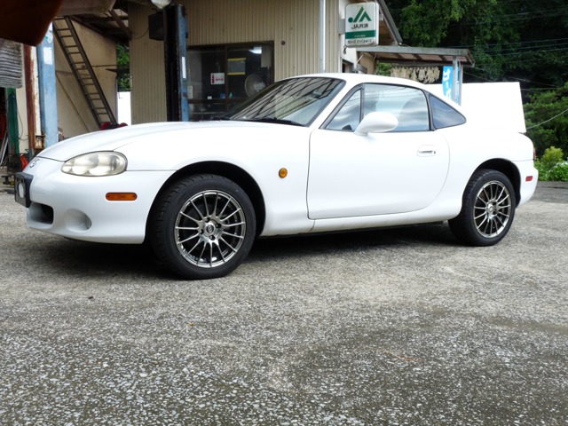 2004 Mazda Roadster Coupe