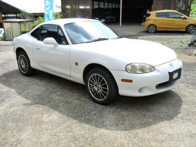 2004 Mazda Roadster Coupe – thumbnail 4