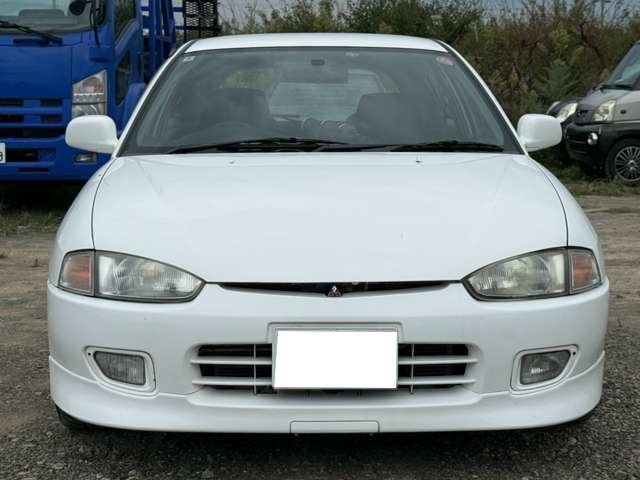 1996 Mitsubishi Mirage – thumbnail 2