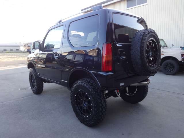 2009 Suzuki Jimny – thumbnail 3