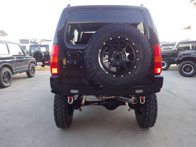 2009 Suzuki Jimny – thumbnail 4