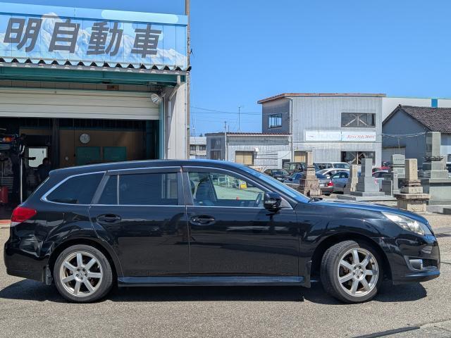 2009 Subaru Legacy Touring Wagon – thumbnail 4