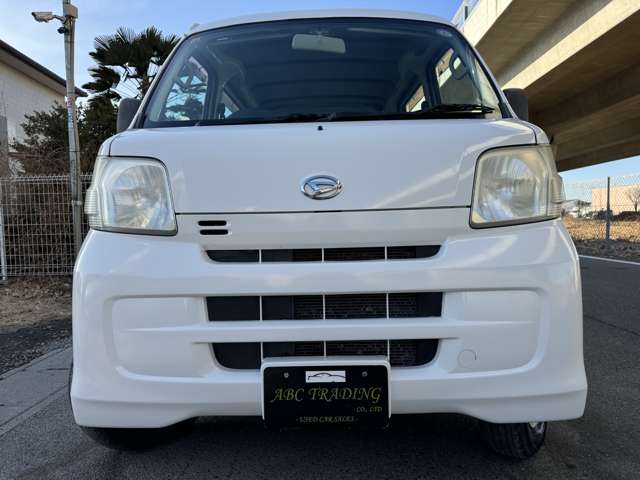2009 Daihatsu Hijet Cargo – thumbnail 2