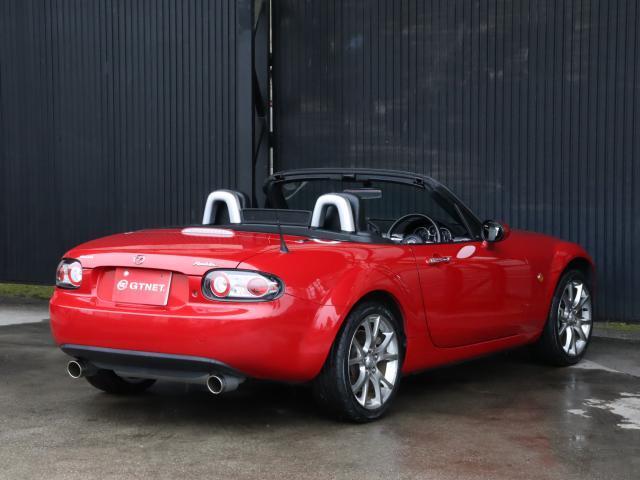 2005 Mazda Roadster – thumbnail 2