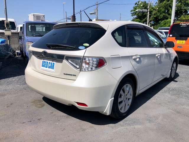 2009 Subaru Impreza Hatchback – thumbnail 2