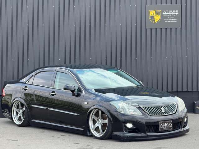 2008 Toyota Crown Athlete – thumbnail 3