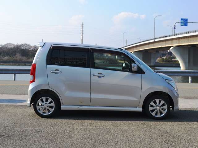 2010 Suzuki Wagon R – thumbnail 2