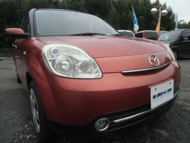 2009 Mazda Verisa – thumbnail 4