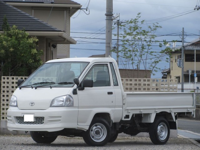 2005 Toyota TownAce Track
