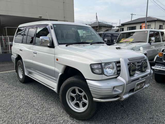 1999 Mitsubishi Pajero – thumbnail 4