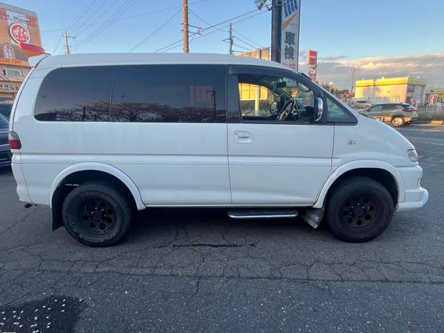 2006 Mitsubishi Delica Space Gear – thumbnail 4