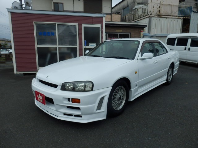 1999 Nissan Skyline