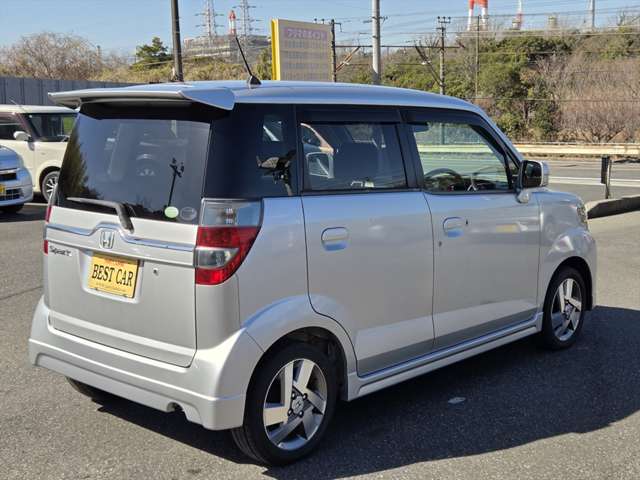 2010 Honda Zest – thumbnail 4