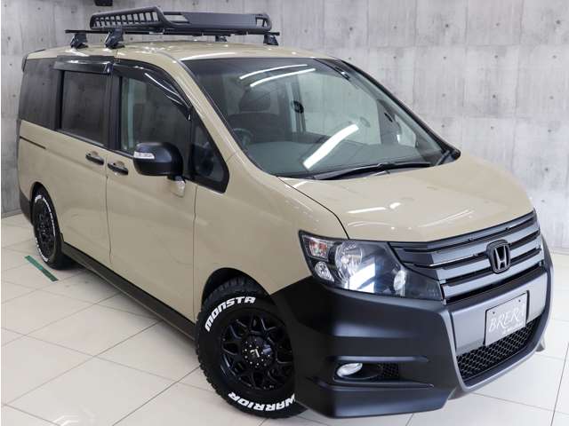 2010 Honda Stepwgn – thumbnail 4