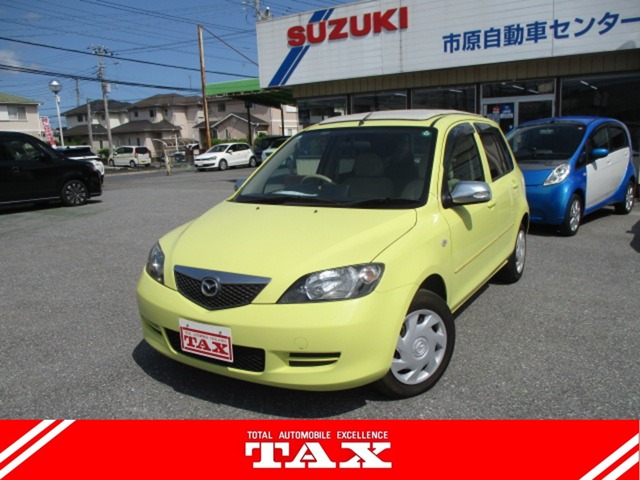 2002 Mazda Demio