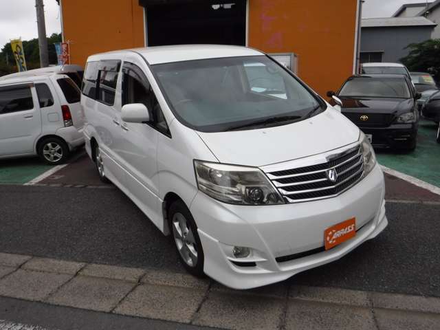 2008 Toyota Alphard – thumbnail 3