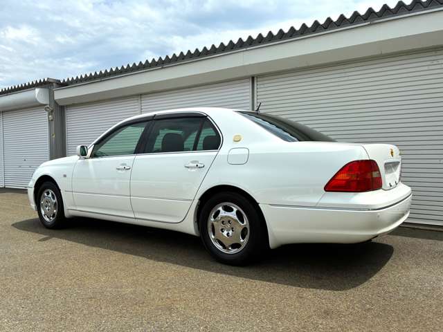 2001 Toyota Celsior – thumbnail 3