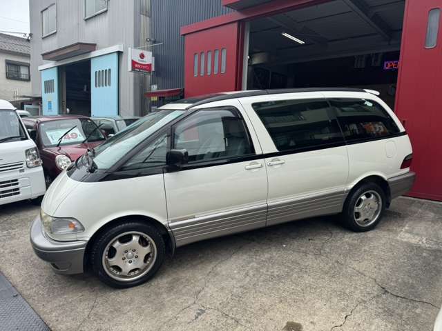 1999 Toyota Estima – thumbnail 2