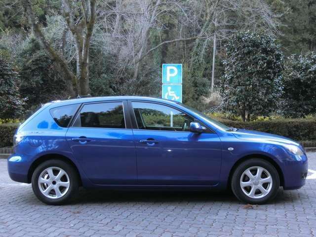 2007 Mazda Axela Sport – thumbnail 4