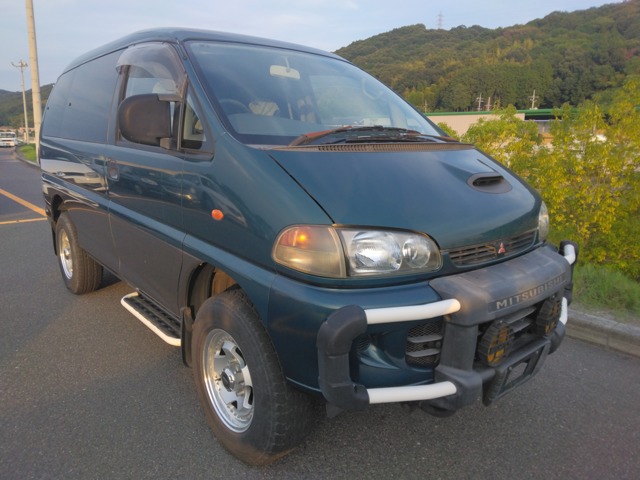 1997 Mitsubishi Delica Space Gear