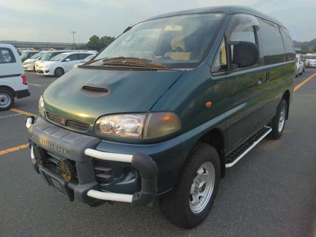 1997 Mitsubishi Delica Space Gear – thumbnail 4